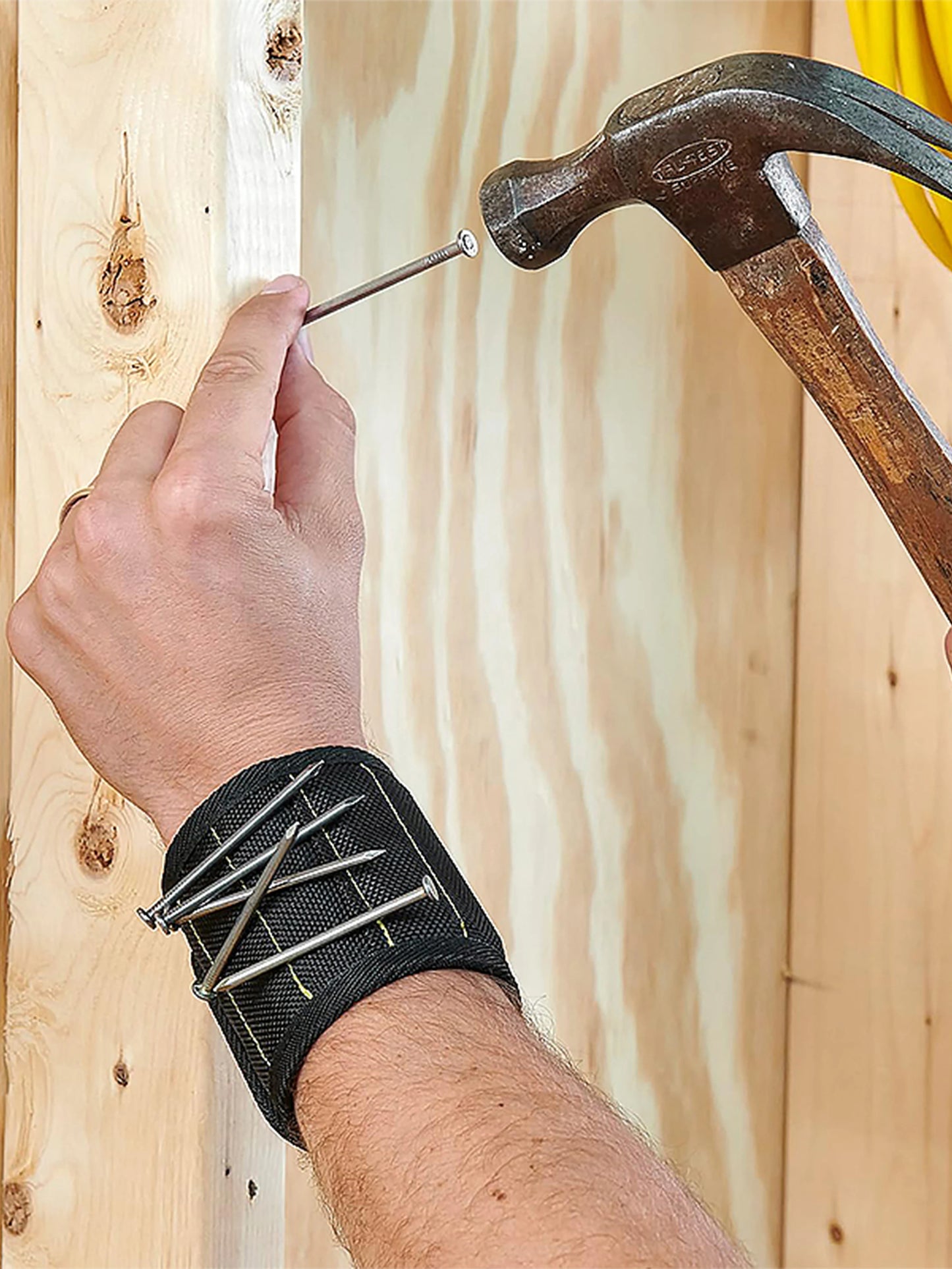 MagnoWrist Pro – tenha os parafusos sempre à mão